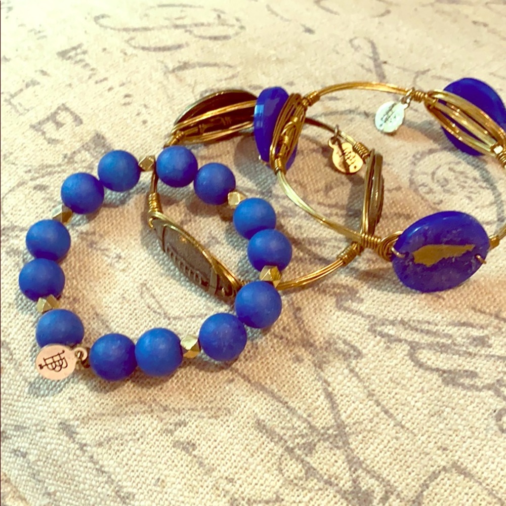 Bracelets 💙💙💙